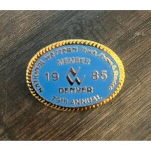 1985 Denver National Western Stock Show Rodeo Member Souvenir Lapel Pin Badge